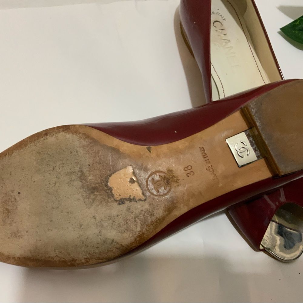 Chanel Vintage Flats 2007 Collection by Karl Lagerfeld Burgundy Patent Leather - Picture 10 of 14